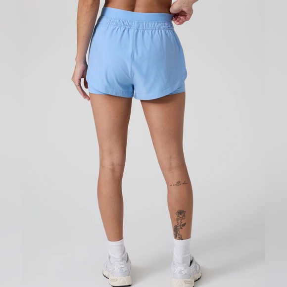 Vuori Luna Short 2" NWOT S - Picture 2 of 7